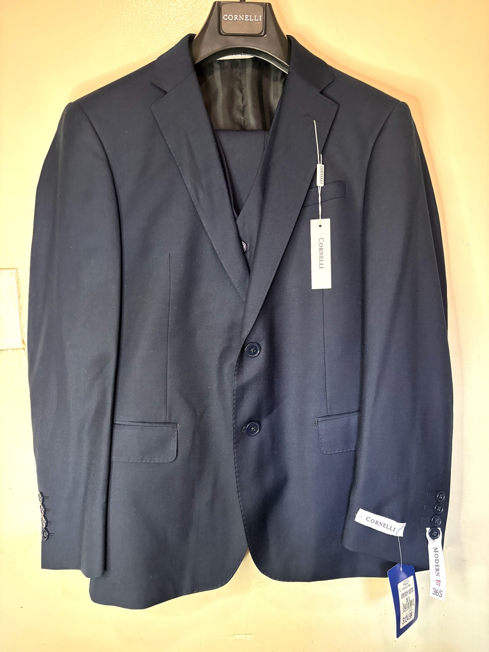 Classic Navy Two-Button Men's Suit Jacket